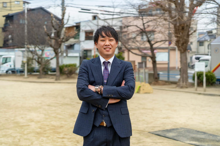 大越 孝彦